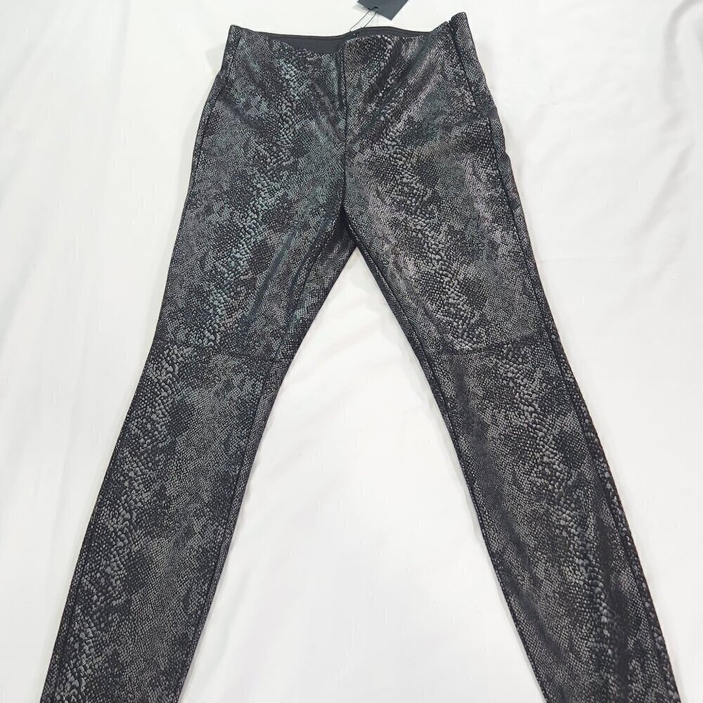 Faux Snake Skin Pants Size Medium NWT         Lot A
